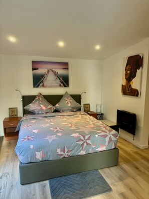 1 bedroom, iron/ironing board, free WiFi, bed sheets