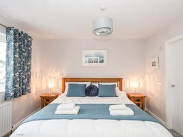 4 habitaciones, decoración personalizada y muebles diferentes