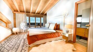 5 Schlafzimmer, Schreibtisch, Bügeleisen/Bügelbrett, Reisekinderbett