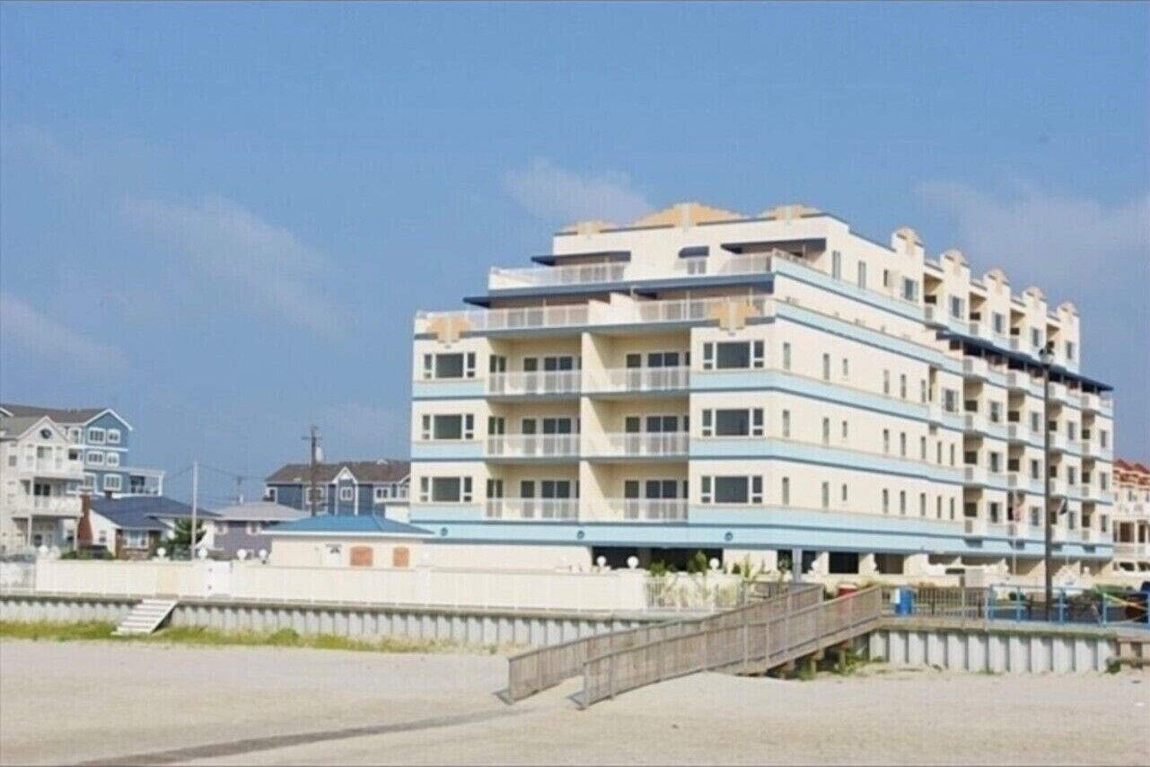 3 bedroom 2 bath condo in Wildwood Crest