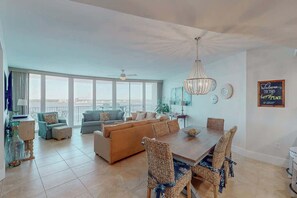 TV, offices - Caribe Resort Bayside Beach Indoor Pools Sleeps 8! (Orange Beach)