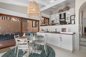 Classic Villa | In-room dining - San Lameer Villa 2020 (Southbroom)