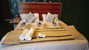 1 bedroom, premium bedding, in-room safe, desk - Hotel Nirbana Heights (Dharamshala)