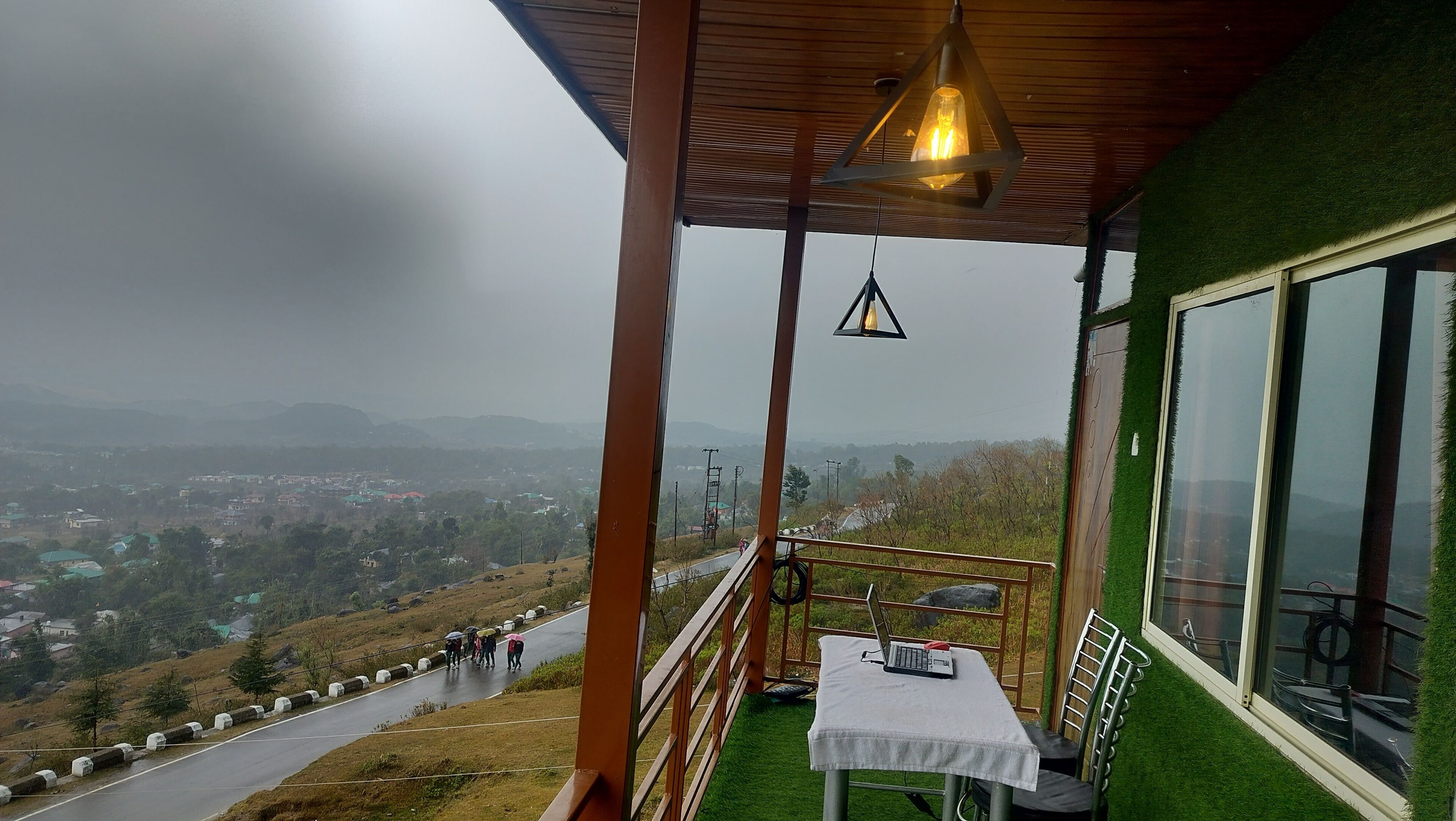 Rom – deluxe | 1 soverom, sengetøy av topp kvalitet, safe på rommet og skrivebord