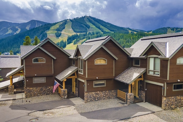 Townhome, 3 Bedrooms | Exterior