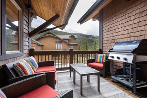 Townhome, 4 Bedrooms | BBQ/picnic Area - 45 Thackwell Lane 4 Bedroom Townhouse by RedAwning (Keystone)