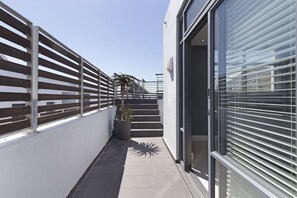 Apartment (2 Bedrooms) | Terrace/patio - Eden on the Bay 240 (Cape Town)