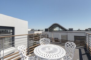 Departamento (2 Bedrooms) | Terraza o patio