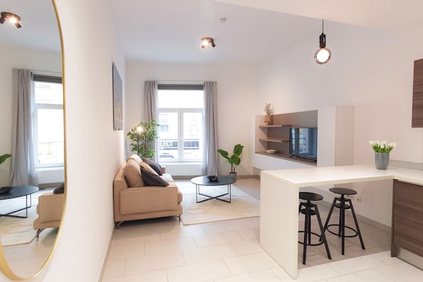 Premium Apartment, 1 Bedroom, Non Smoking, City View | Living area | 42-inch Smart TV with digital channels, streaming services