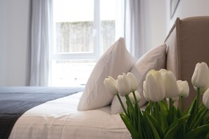 Premium Apartment, 1 Bedroom, Non Smoking, City View | 1 bedroom, laptop workspace, free WiFi - Origer Apartments (Luxembourg City)