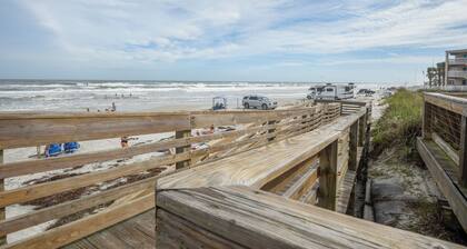 New Smyrna Beach Home < 1 Mi to Beach/ Main House