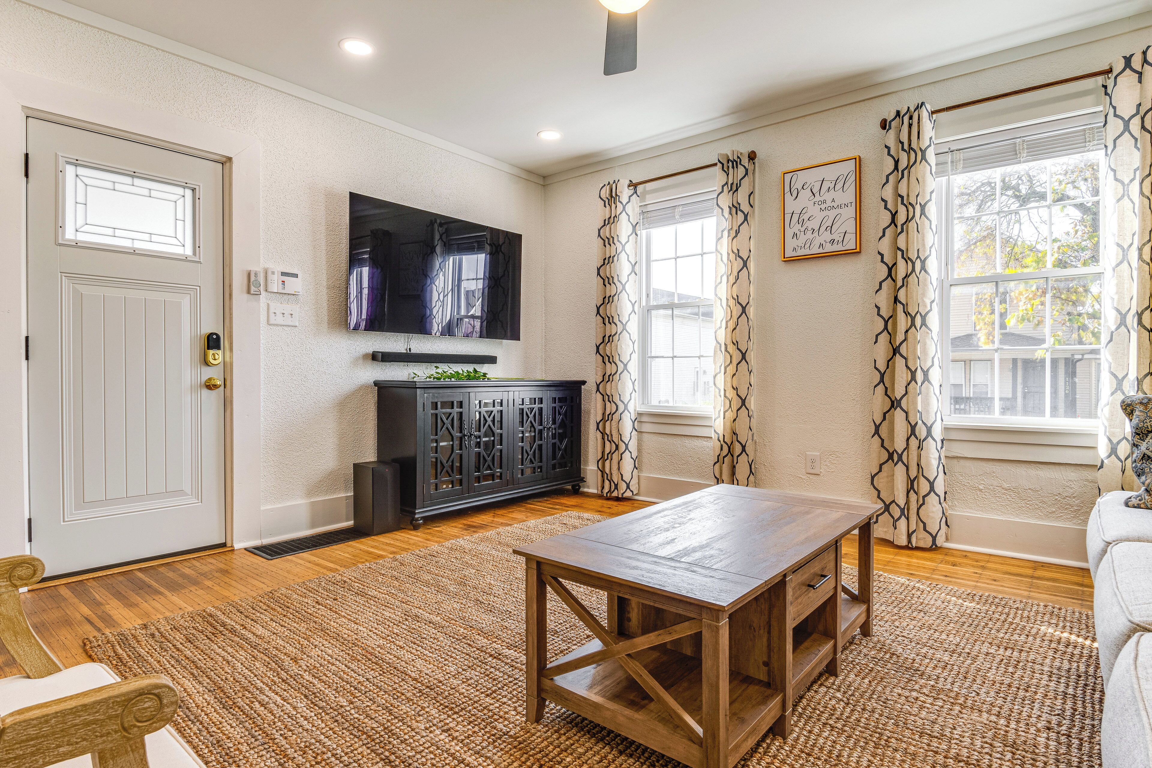 House (1 Bedroom) | Interior