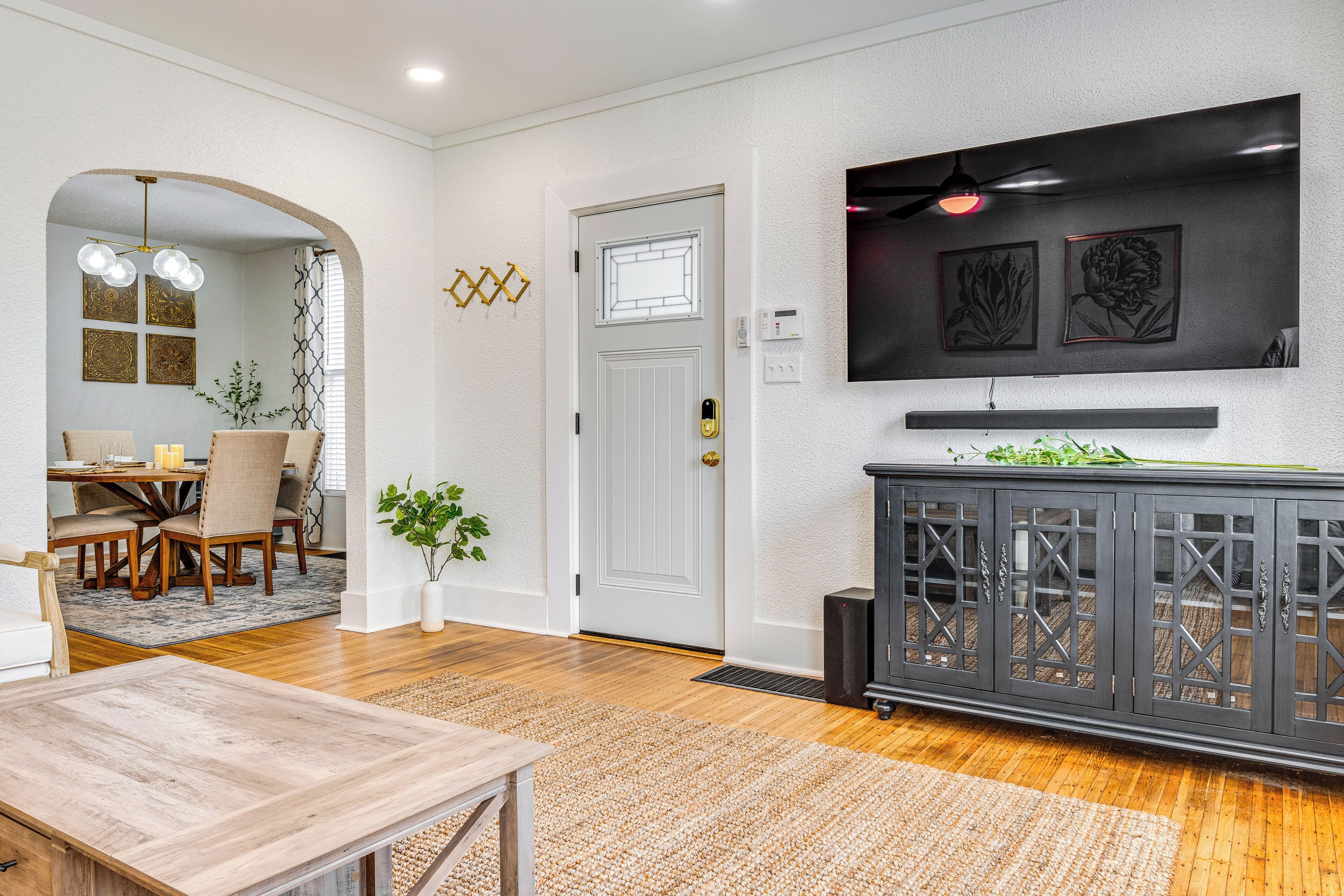 House (1 Bedroom) | Interior