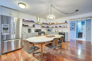 House (4 Bedrooms) | Interior - Mountainside Bliss: Red River Getaway w/ Fireplace (Red River)