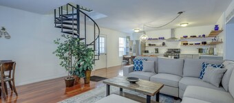 산기슭의 블리스: 레드 리버 휴양지, 벽난로 포함