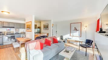 Apartment (1 Bedroom) | Interior