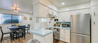 Visalia Vacation Rental w/ Yard: 1 Mi to Downtown