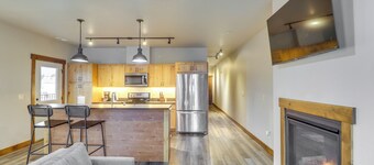 Downtown Columbia Falls Condo: 16 Mi to Ski Resort