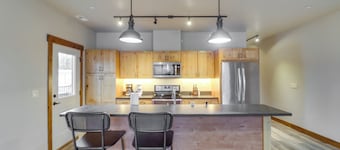 Downtown Columbia Falls Condo: 16 Mi to Ski Resort
