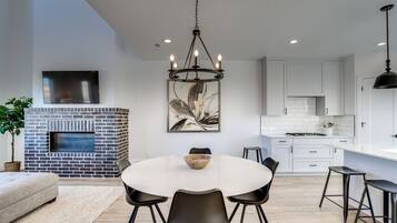 Apartment (3 Bedrooms) | Interior