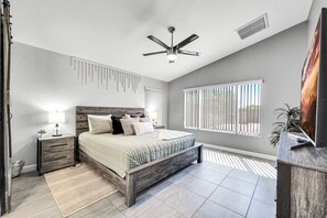 House (3 Bedrooms) | Interior