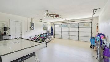 Rumah (4 Bedrooms) | Interior