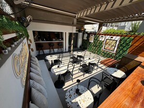 Bar (di properti)