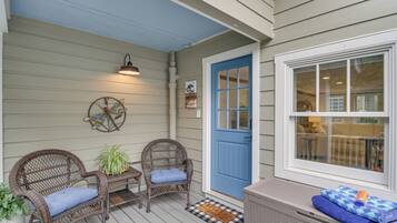 Apartment (0 Bedroom) | Interior