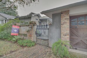 Apartment (0 Bedroom) | Interior - Ocean Springs Studio: Walk to Downtown & Beach! (Ocean Springs)