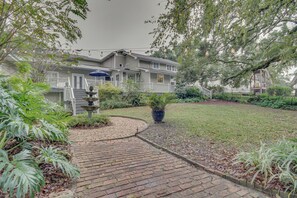 Interior - Ocean Springs Studio: Walk to Downtown & Beach! (Ocean Springs)