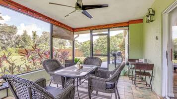 House (2 Bedrooms) | Front of property