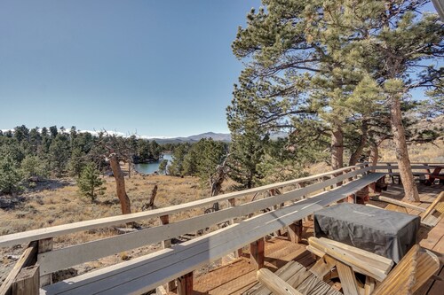 Red Feather Lakes Cabin w/ Deck & Views!