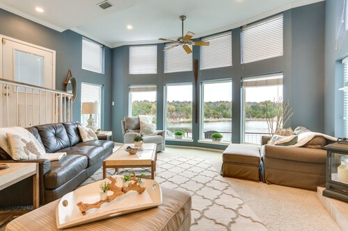 Pottsboro Townhome w/ Deck, Lake Access & More!