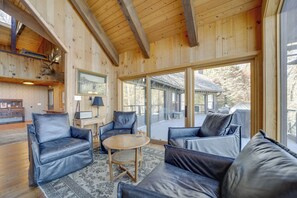 Rumah (4 Bedrooms) | Interior