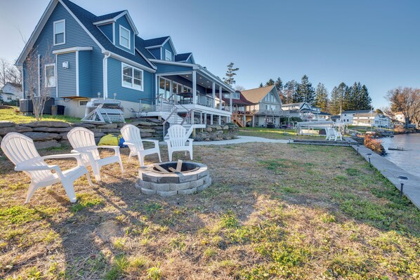 House (4 Bedrooms) | Front of property