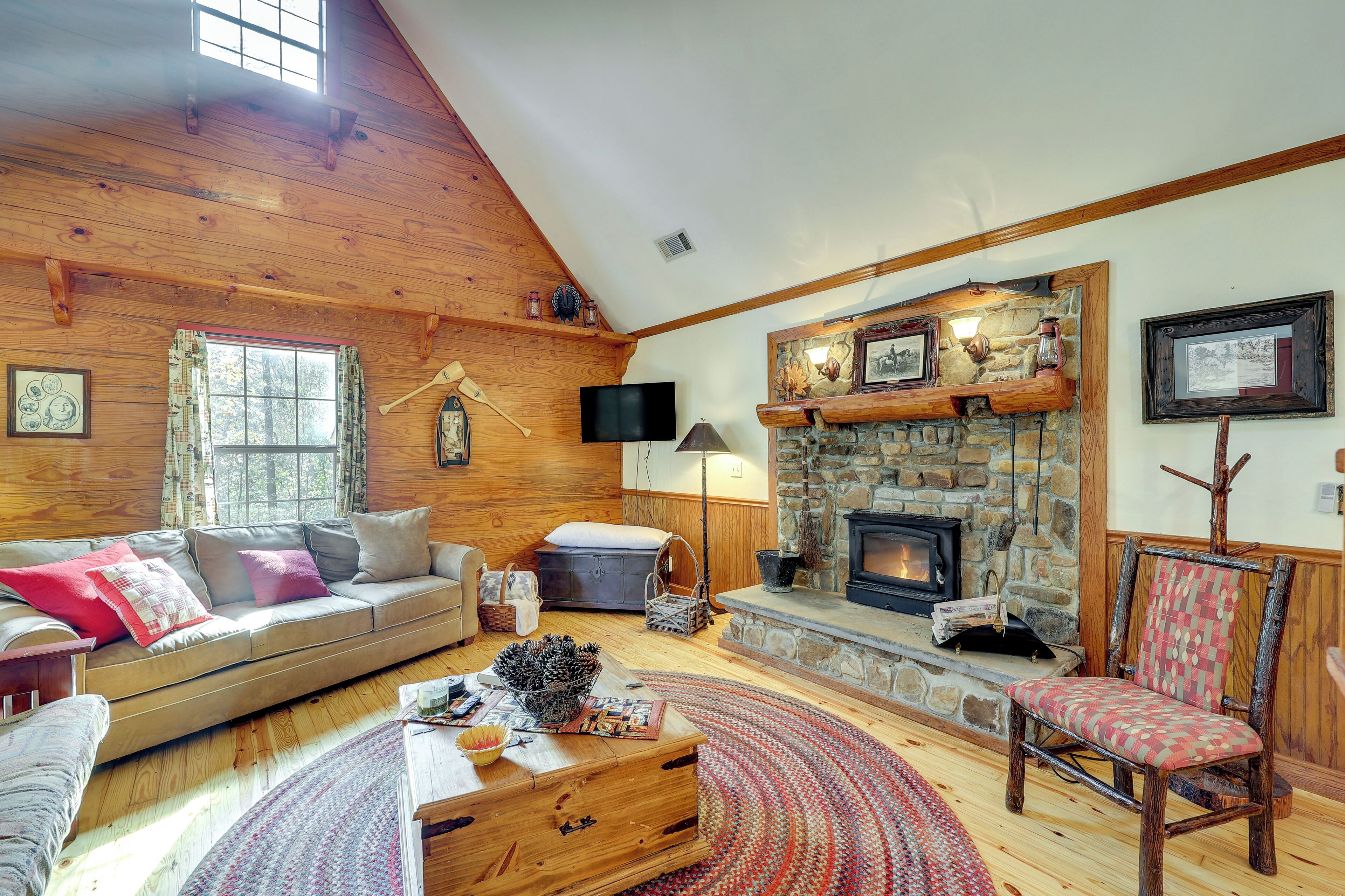 House (2 Bedrooms) | Interior