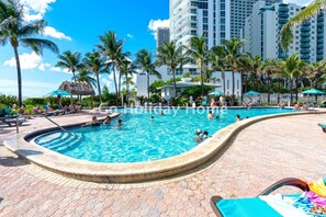 Pool - Beachfront Apt | Tides Hollywood 5th Floor + Pool (Hollywood)