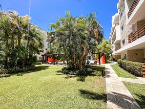 Apartment, Multiple Beds (Sabbia 4110 - 3 Bedrooms all-in suite) | Property grounds