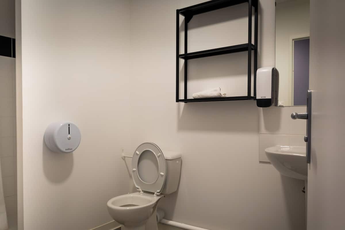Blackout curtains, soundproofing, free WiFi, bed sheets