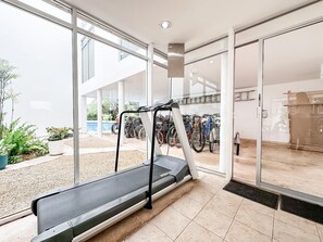 Apartment, Mehrere Betten (AZULB15 3 Bedroom Playacar Phase II) | Fitnessbereich