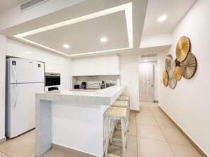 Apartment, Multiple Beds (ATA30 -2 Bed Suite Gym Parking Wifi B) | Private kitchen | Paper towels - Ata30 -2 Bed Suite Gym Parking Wifi Beach Club (Playa del Carmen)