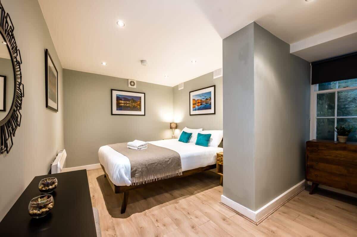 3 Schlafzimmer, Bügeleisen/Bügelbrett, WLAN, Bettwäsche