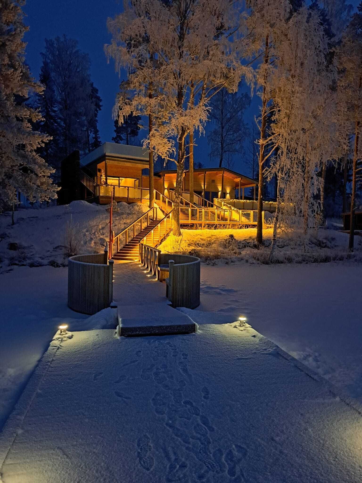 Kroppsbehandlinger, ansiktsbehandlinger, 1 behandlingsrom og massasje