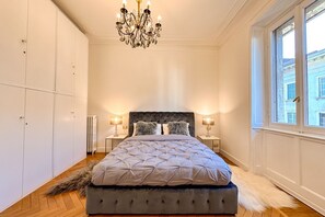 3 bedrooms, iron/ironing board, travel cot, WiFi