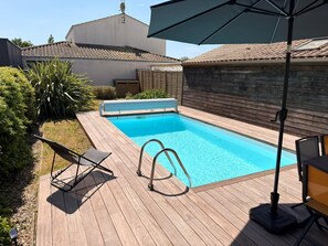 Pool - Le Bois des Ailes, lovely house with a heated pool (Talmont-Saint-Hilaire)