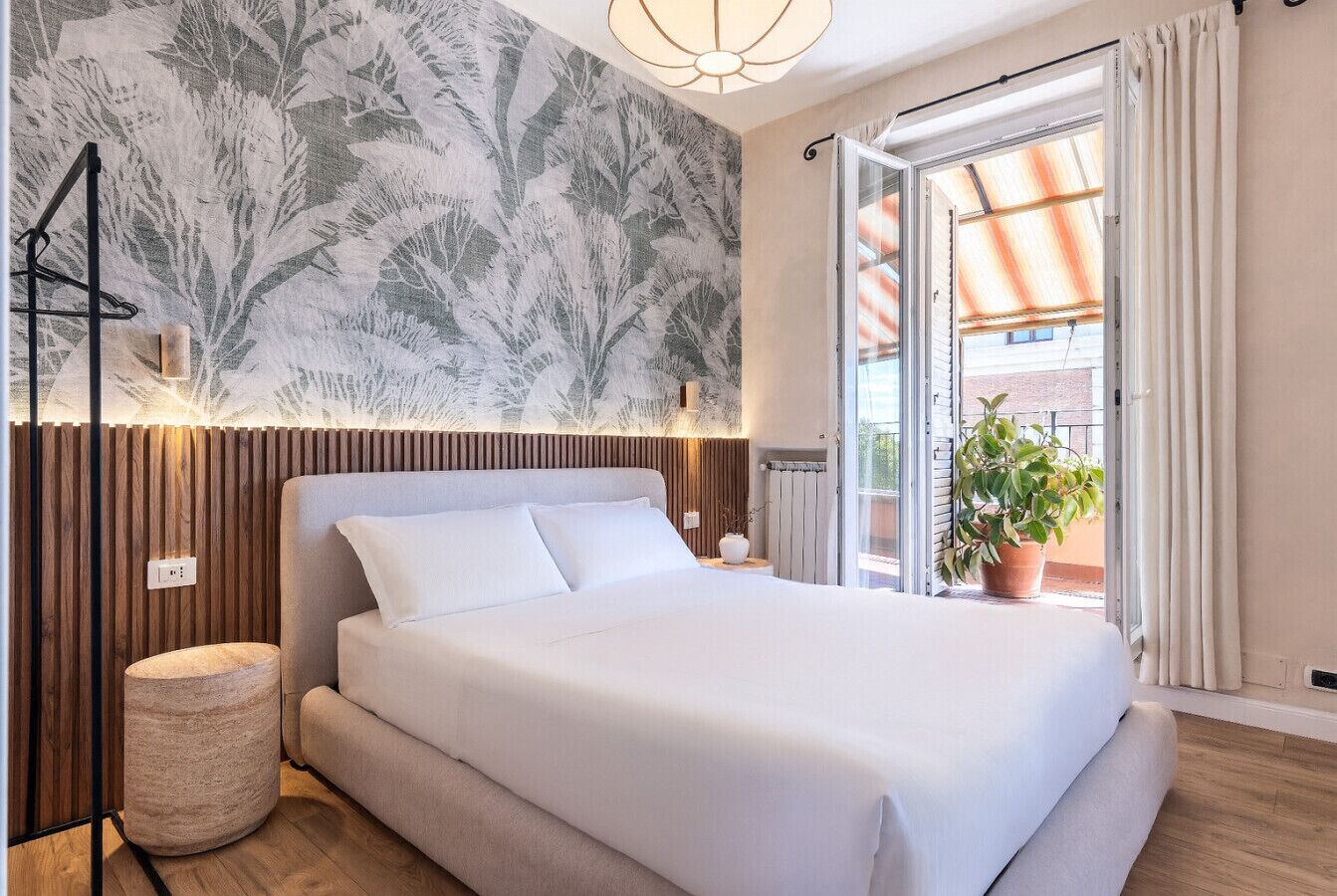 1 habitación, escritorio, tabla de planchar con plancha y wifi 