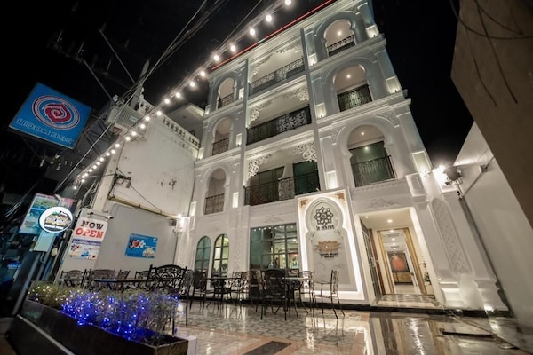 Front of property - evening/night