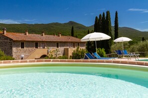 Pool - Apartment With one Bedroom, Kitchen, Bathroom Garden and Shared Pool (Chianni)