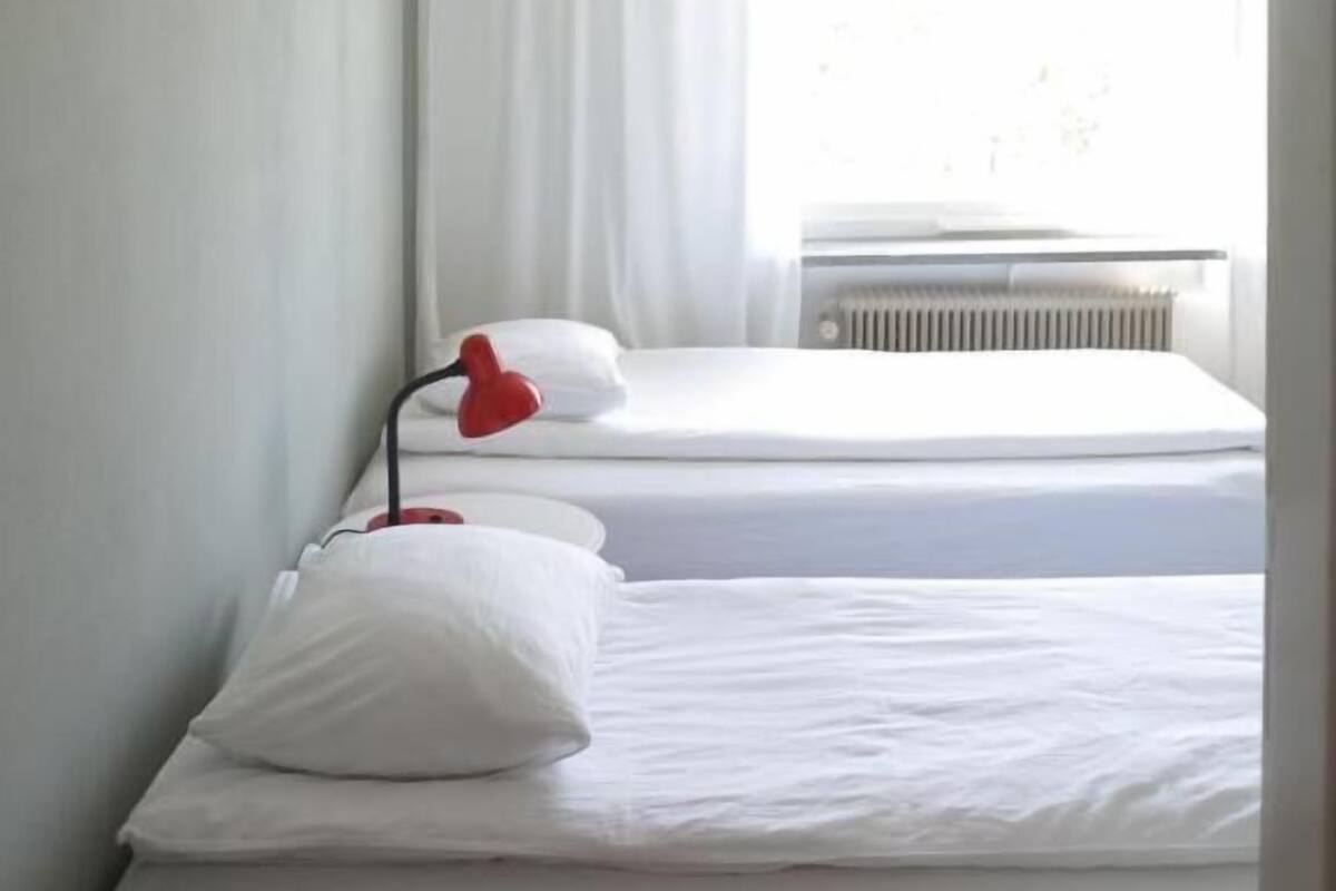 Soundproofing, WiFi (free), bed sheets