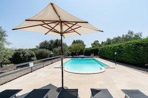 Seasonal outdoor pool - Trulli Nora con piscina (Putignano)